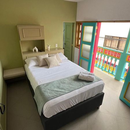 Hotel Chromatic Guatapé Extérieur photo
