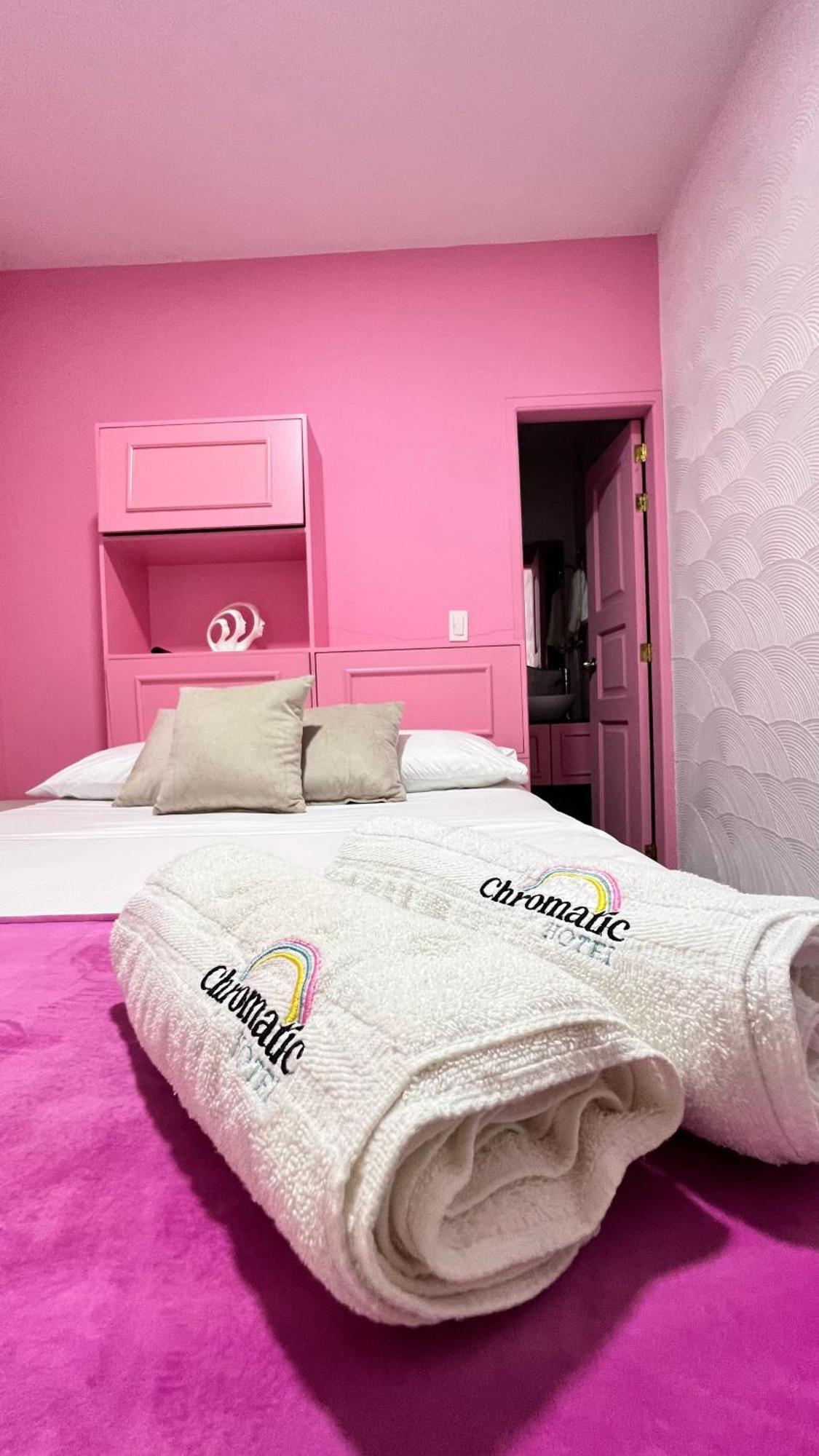 Hotel Chromatic Guatapé Extérieur photo